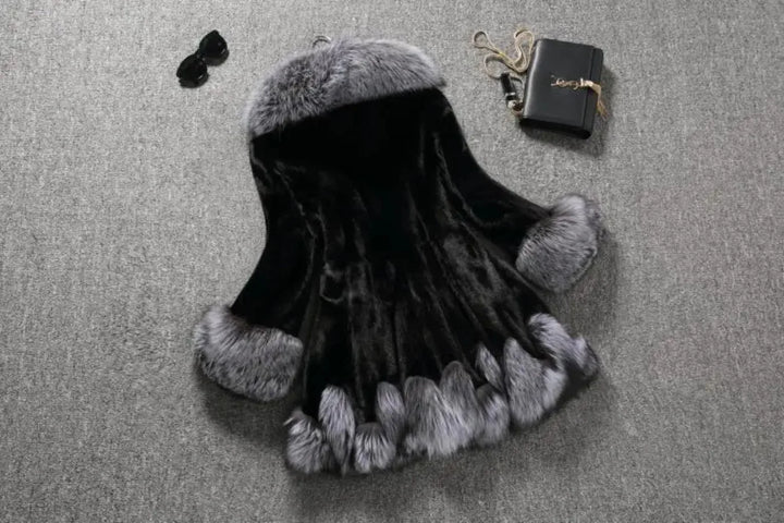 Amelia™️ | Cozy Chic Faux Fur Coat